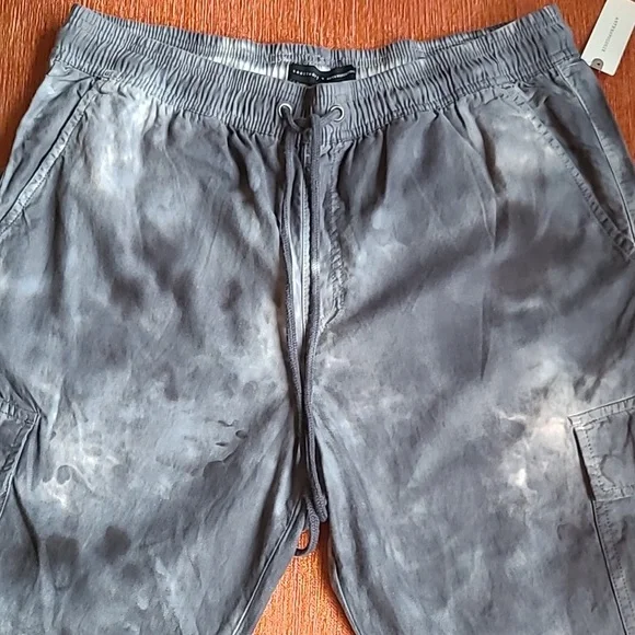 URBAN OUTFITTERS Cargo Pants - Picture 2 of 6